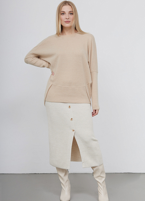 Джемпер из мягкого трикотажа женский, бежевый цвет