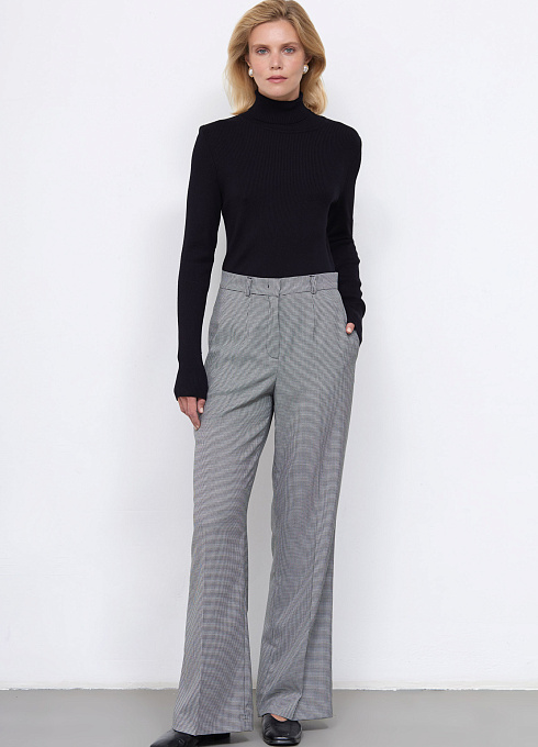 Брюки широкие со стрелками женские, цвет многоцветный