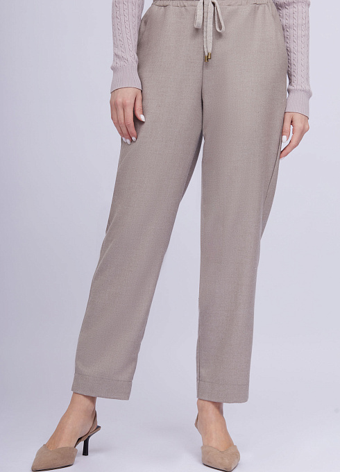 Брюки-бананы из поливискозы женские, цвет бежевый