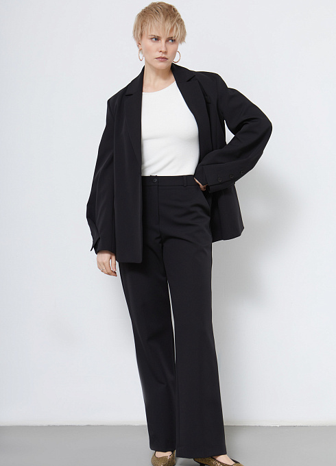 Брюки костюмные с разрезами женские, цвет чёрный 