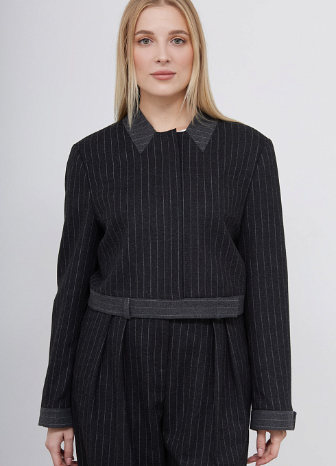 Жакет укороченный в полоску женский, серый цвет