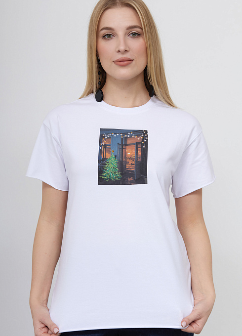 Футболка с новогодним принтом для женщины, белый цвет