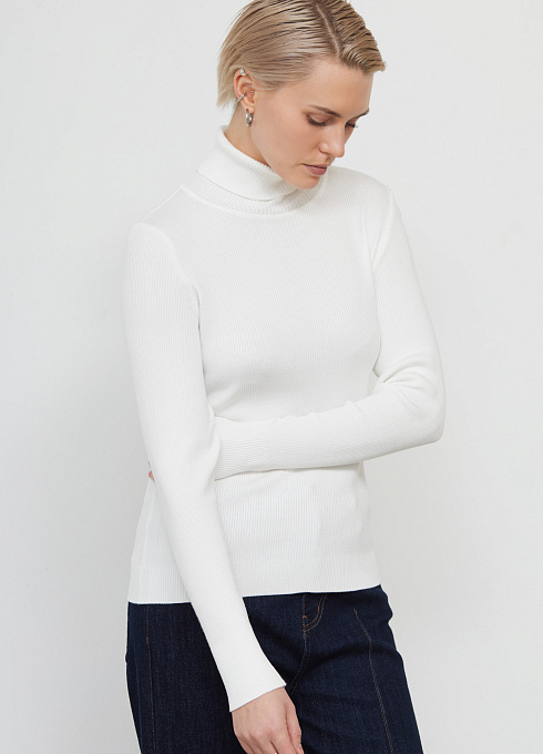 Водолазка из вискозы в рубчик женский,  белый цвет